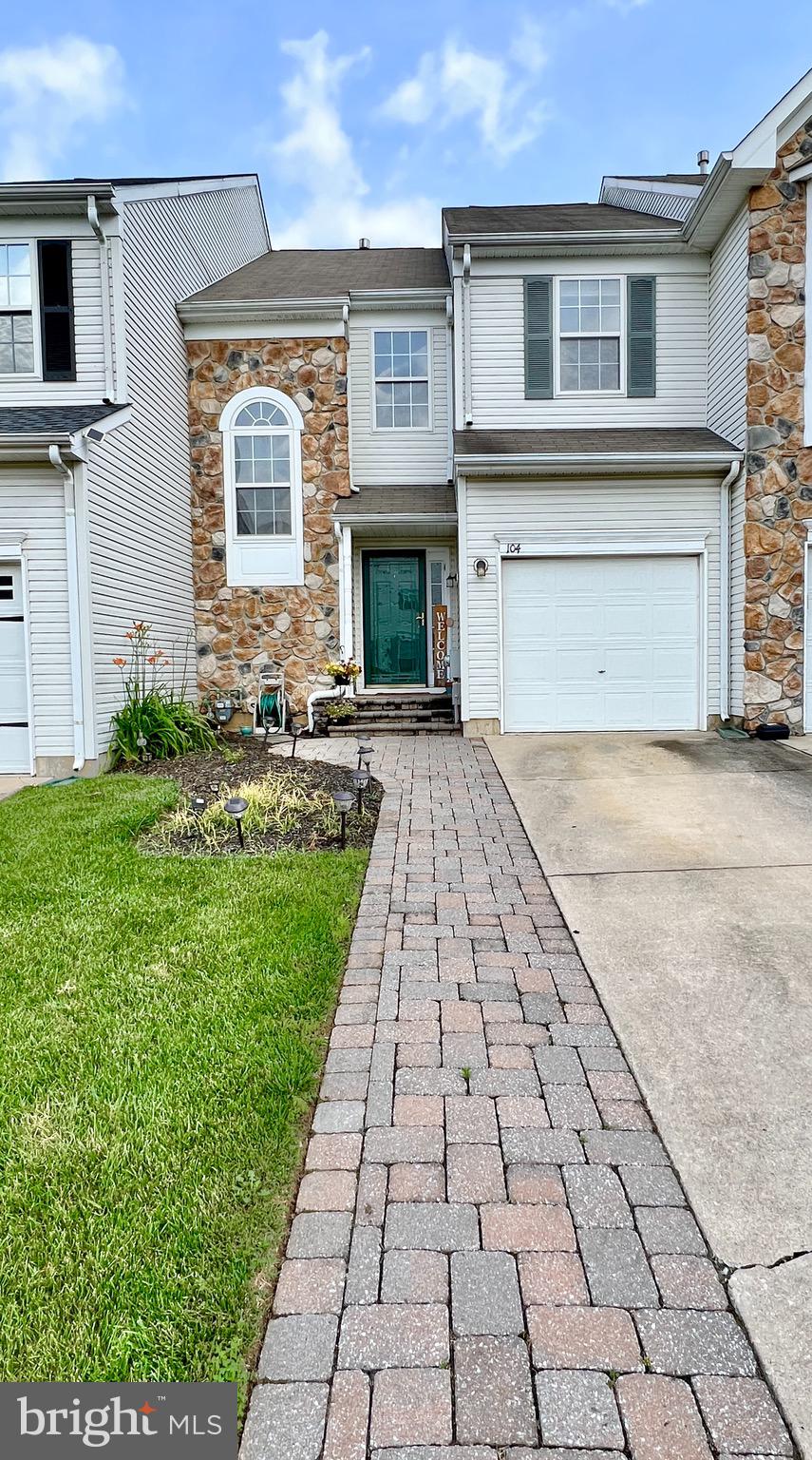 104 Threadleaf Terrace Burlington, NJ 08016 - Photo 2 of 28 Townhome w/ one car garage