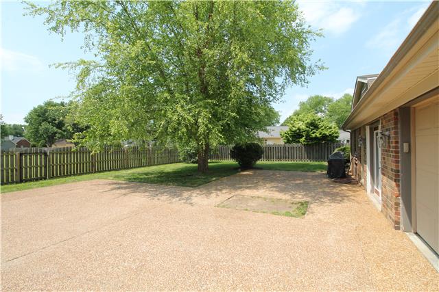 1083 Moran Road Franklin, TN 37069 - Photo 19 of 20 Gallery Image 19