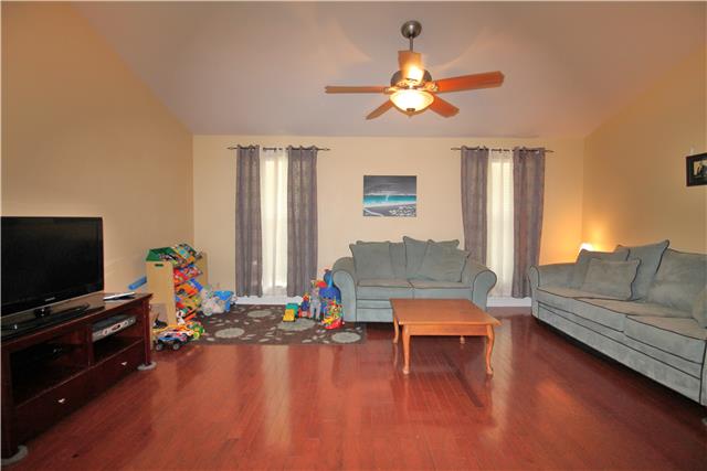1083 Moran Road Franklin, TN 37069 - Photo 9 of 20 Gallery Image 9