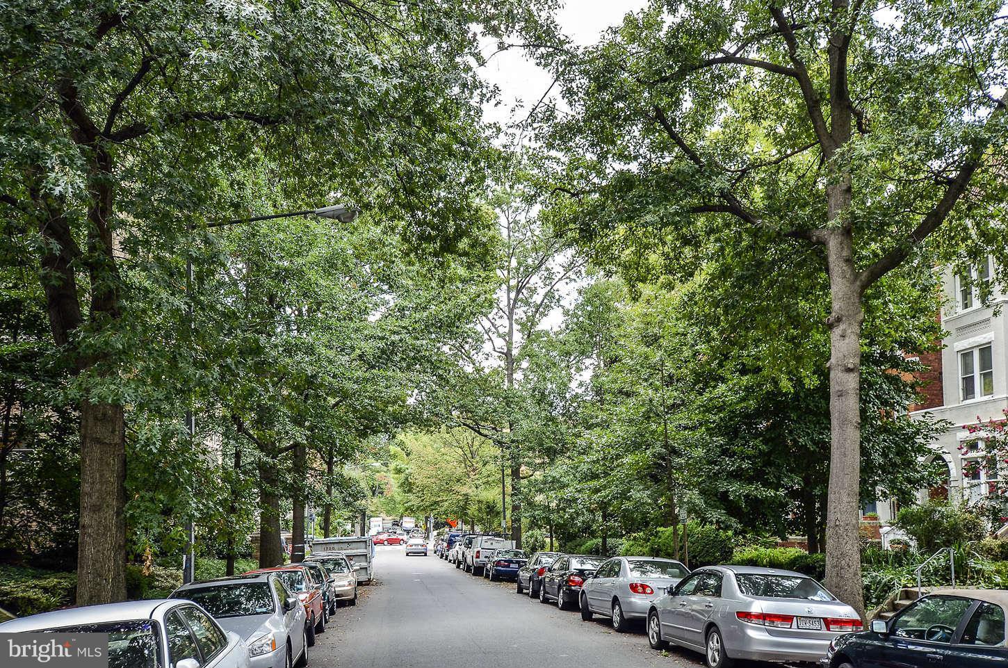 2010 Kalorama Road Northwest, Unit 303 Washington, DC 20009 - Photo 2 of 20 Exterior (General)