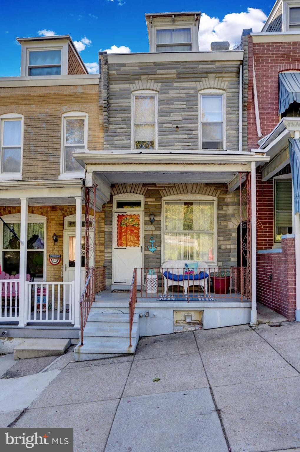 230 South 18th Street Reading, PA 19602 - Photo 1 of 24