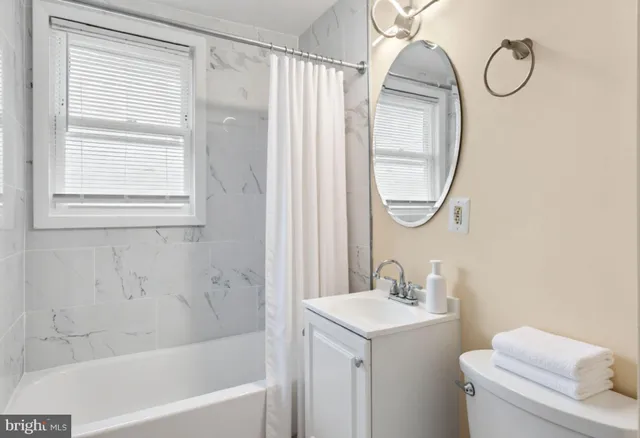 $400,000 | 5815 66th Avenue, Riverdale, MD 20737