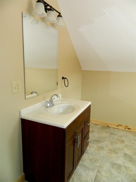 7 Spur Road Bethel, ME 04217 - Photo 14 of 25 Third floor full bath