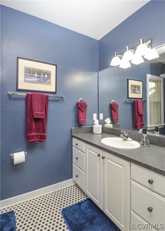 5329 Sylvan Road Richmond, VA 23225 - Photo 27 of 34 Second floor hall bathroom