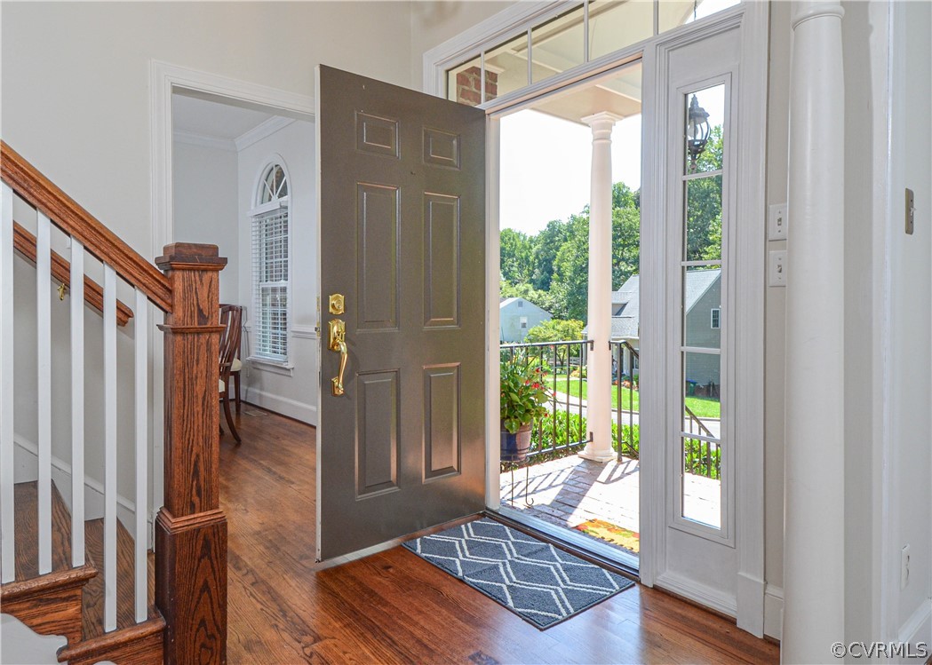 5329 Sylvan Road Richmond, VA 23225 - Photo 4 of 34 Gracious entry-way with sidelights leading to the