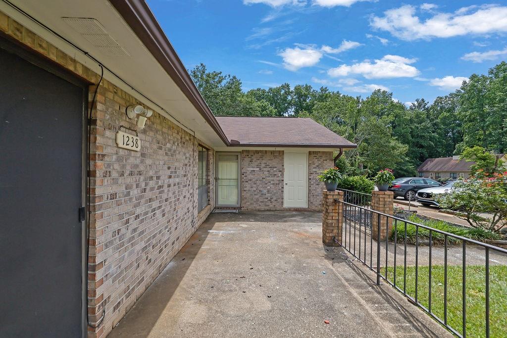 1238 Shannon Way Southwest Marietta, GA 30008 - Photo 4 of 35