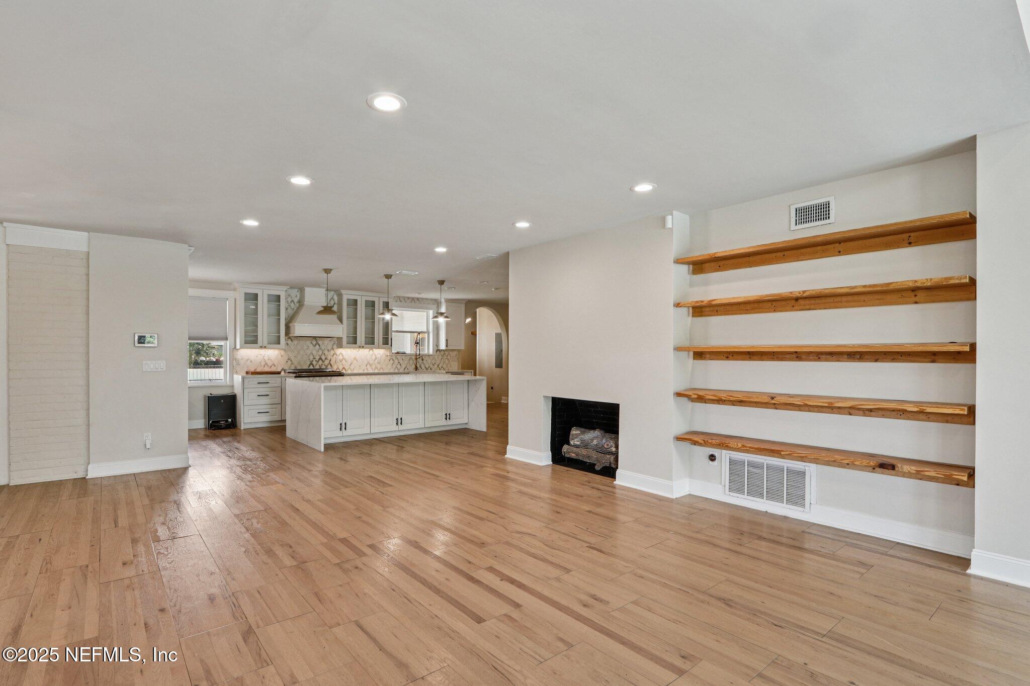 1536 Mayfair Road Jacksonville, FL 32207 - Photo 15 of 58 a view of kitchen with microwave and refrigerator