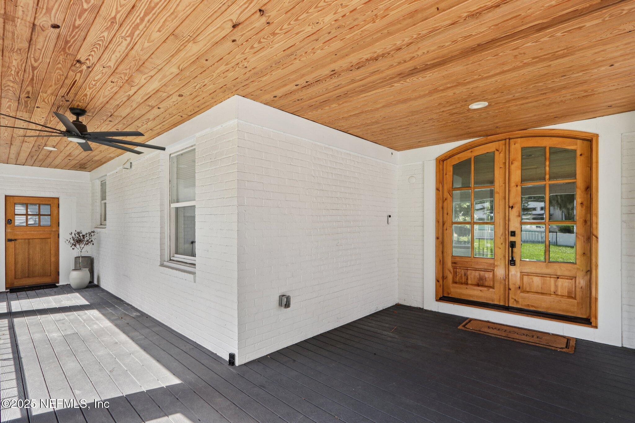 1536 Mayfair Road Jacksonville, FL 32207 - Photo 7 of 58 a view of livingroom with furniture and wooden floor