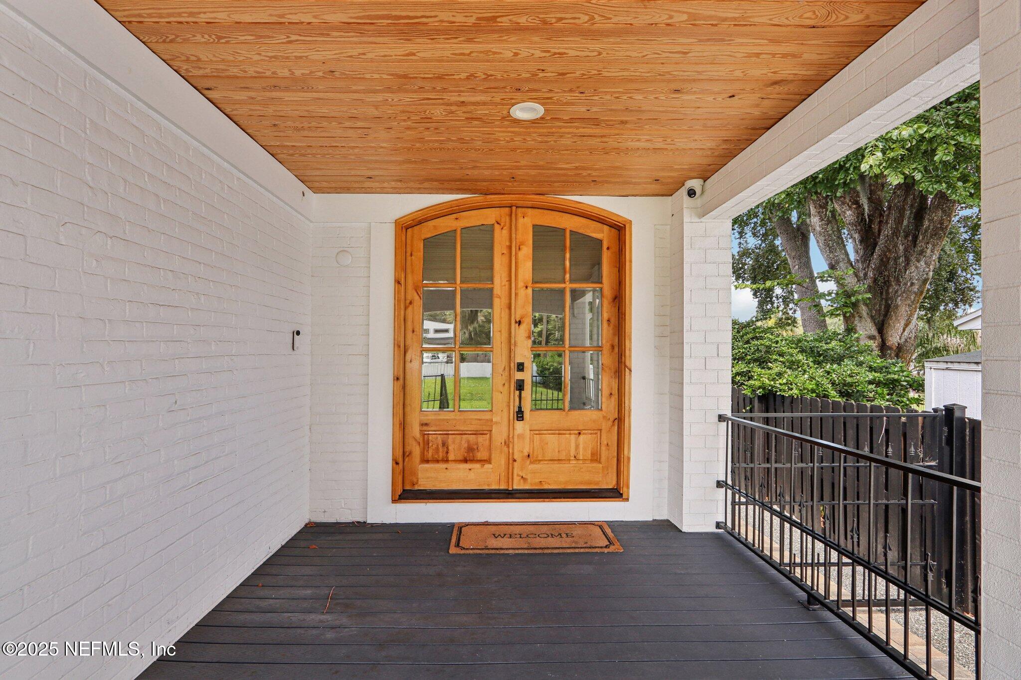 1536 Mayfair Road Jacksonville, FL 32207 - Photo 8 of 58 a view of front door of house