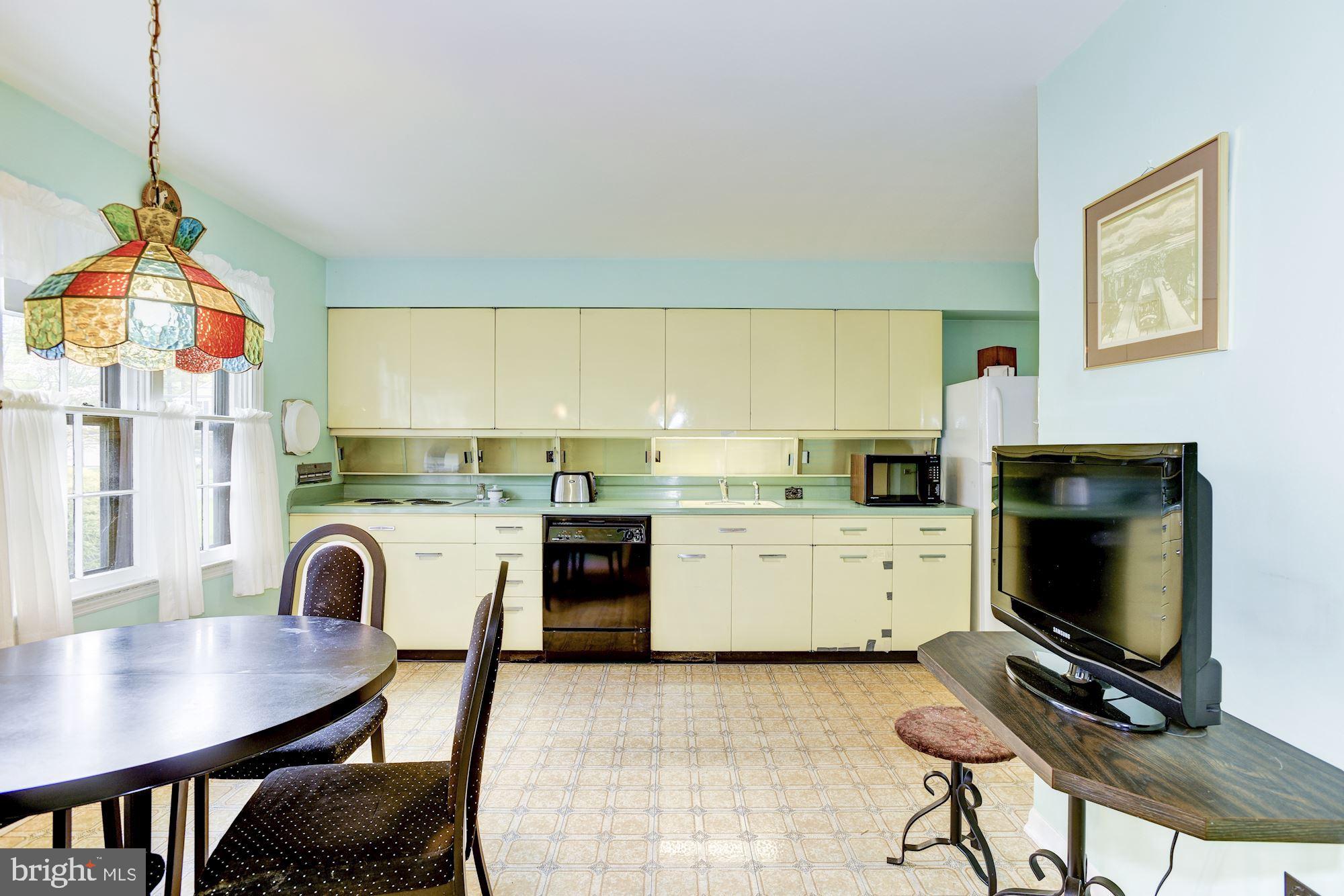470 Pelham Road Cherry Hill, NJ 08034 - Photo 13 of 35