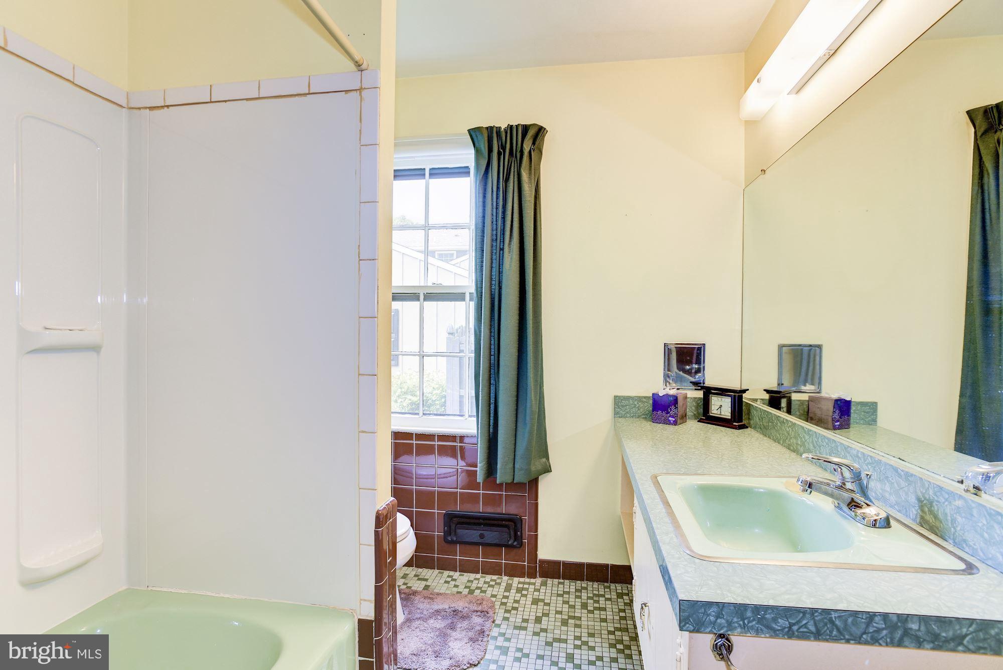 470 Pelham Road Cherry Hill, NJ 08034 - Photo 27 of 35
