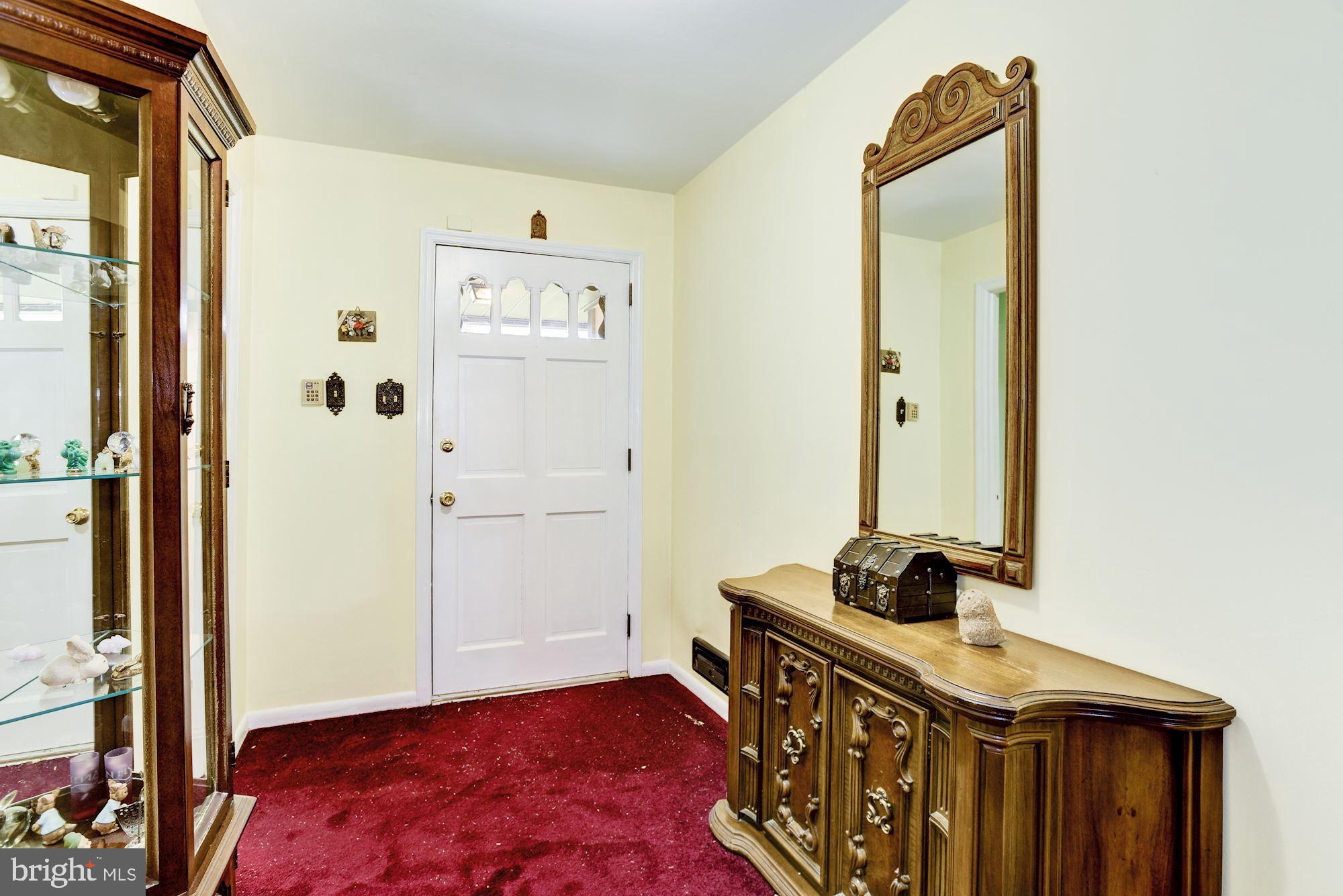 470 Pelham Road Cherry Hill, NJ 08034 - Photo 4 of 35
