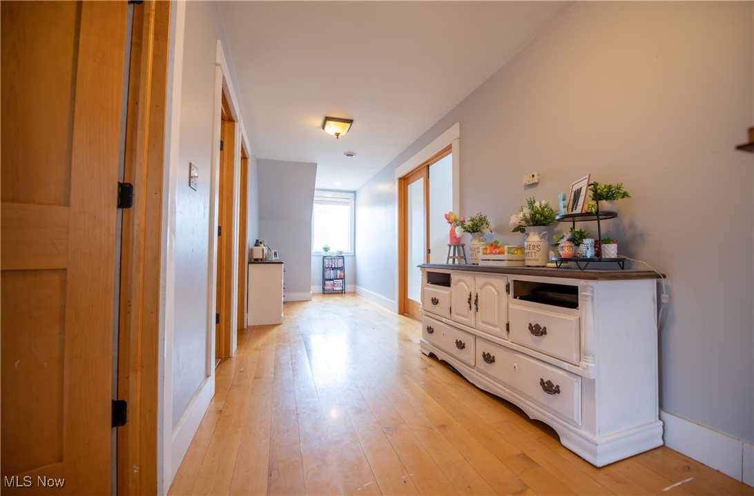 2284 Panama Road Southeast Carrollton, OH 44615 - Photo 11 of 50 Hallway