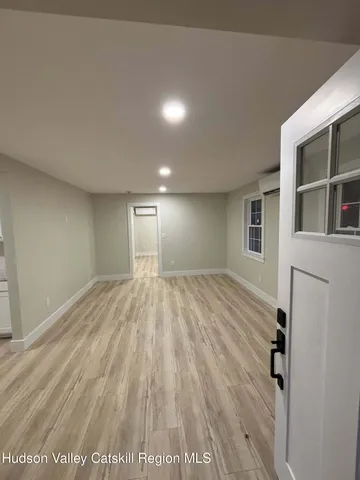 $2,350 | 13 Saugerties Manor Road, Saugerties, NY 12477