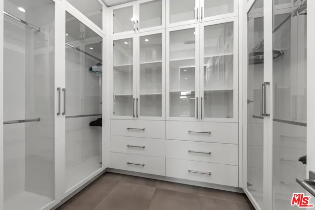 a view of an empty walk in closet