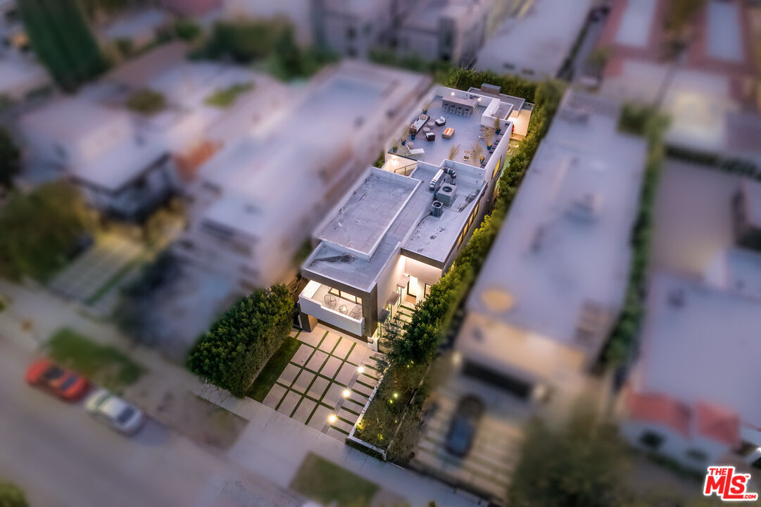 523 North Harper Avenue Los Angeles, CA 90048 - Photo 35 of 39