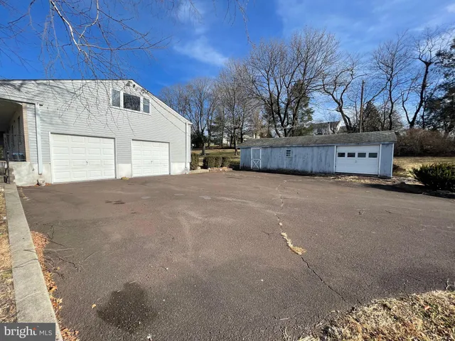 $2,950 | 189 Morris Road, Harleysville, PA 19438