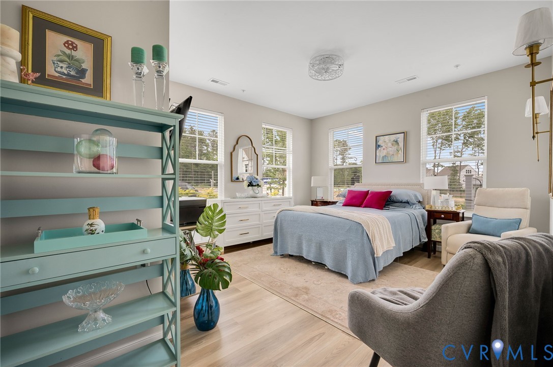 5320 Good Landing Road, Unit 101 Glen Allen, VA 23059 - Photo 21 of 27 Primary Bedroom