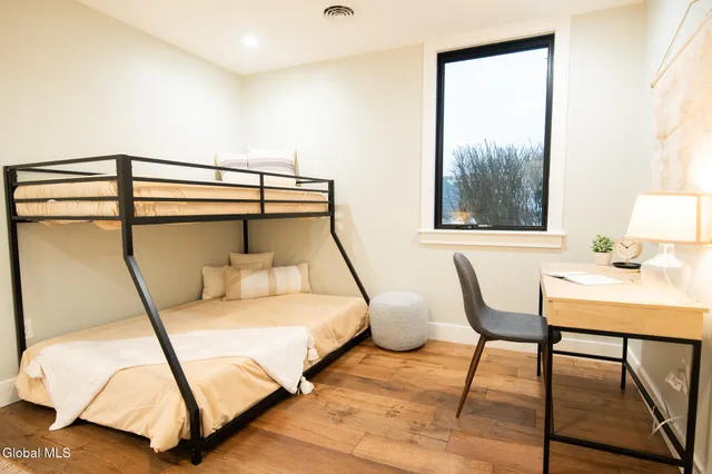 $1,349,000 | 1 Kurosaka Lane, Unit B, Lake George, NY 12845