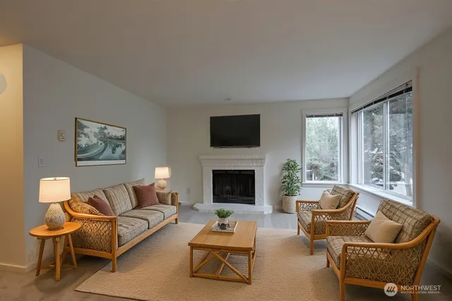 $395,000 | 11303 Northeast 128th Street, Unit B201, Kirkland, WA 98034