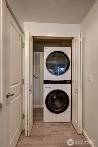 $395,000 | 11303 Northeast 128th Street, Unit B201, Kirkland, WA 98034