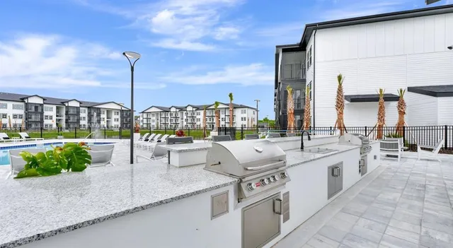 $1,638 | 2500 Conserve Circle, Unit SANCTUARY, Apopka, FL 32703