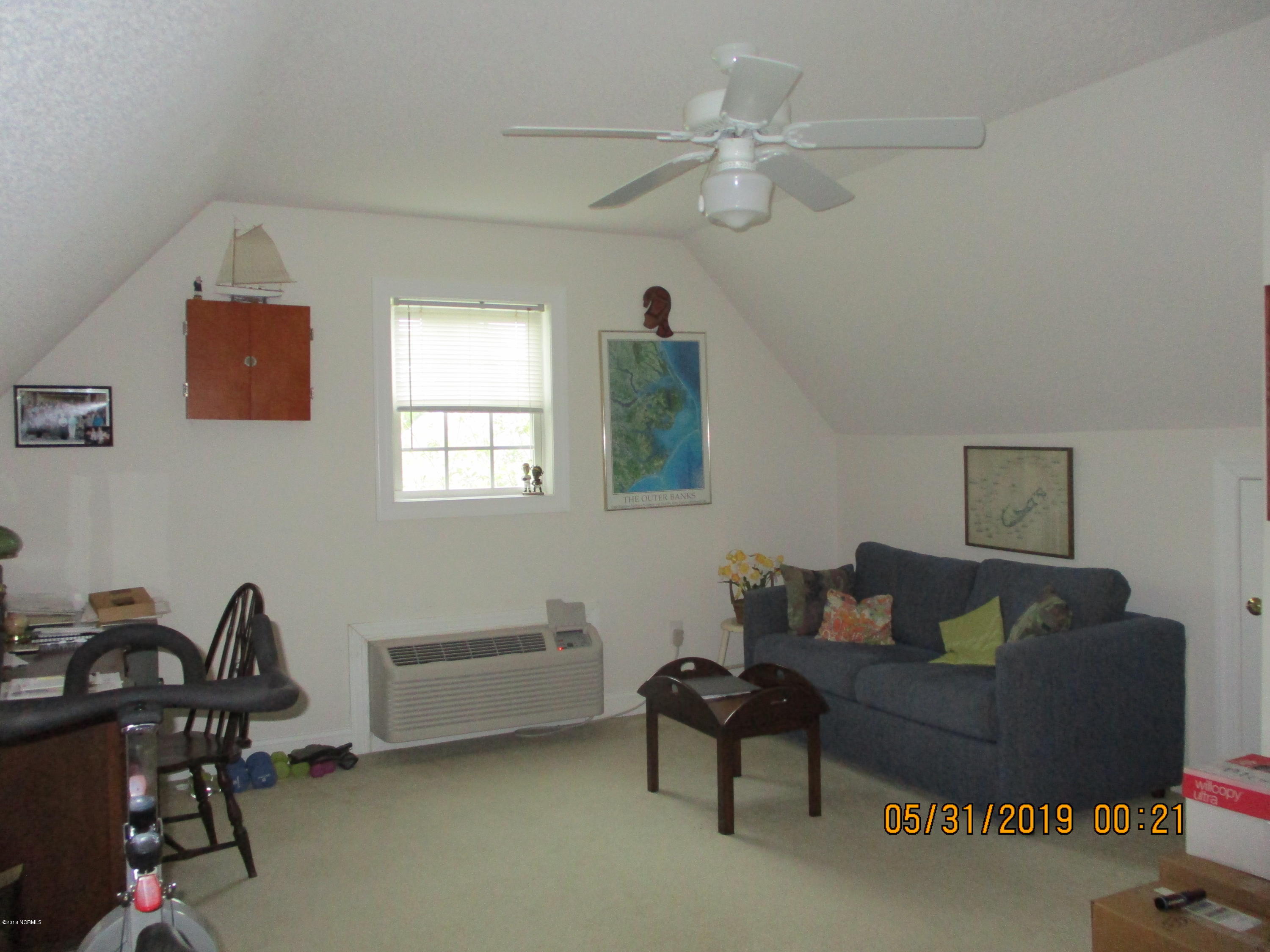121 Geneva Road New Bern, NC 28562 - Photo 26 of 39 Zoned Heat and Air and Bathroom
