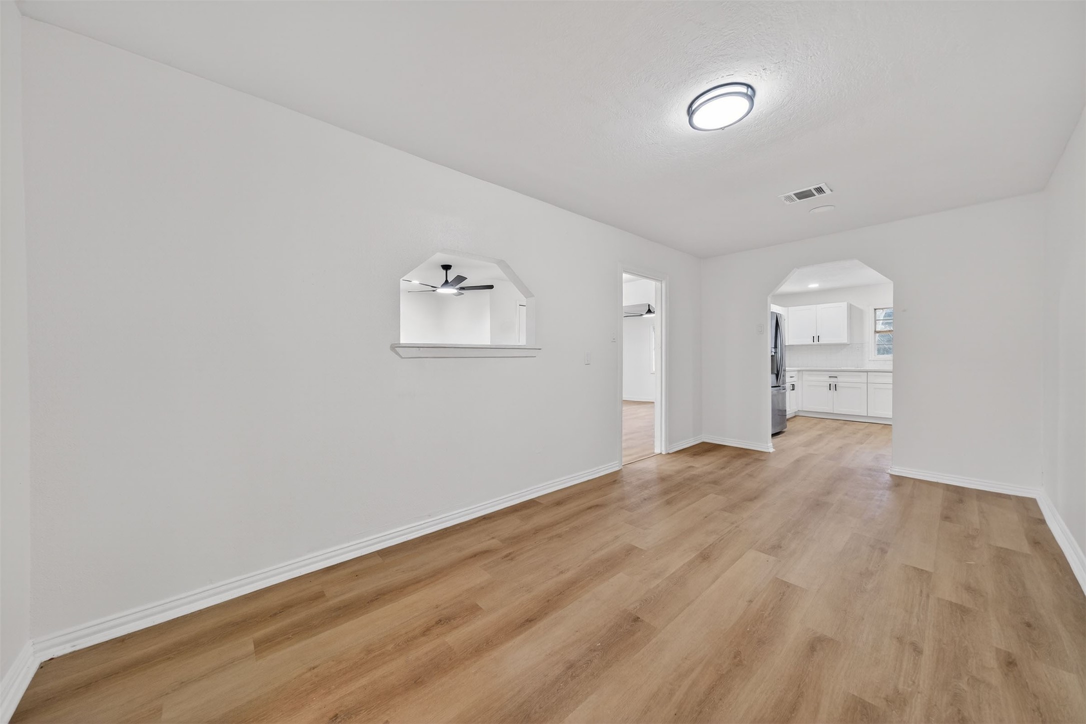 907 South 3rd Street La Porte, TX 77571 - Photo 28 of 38