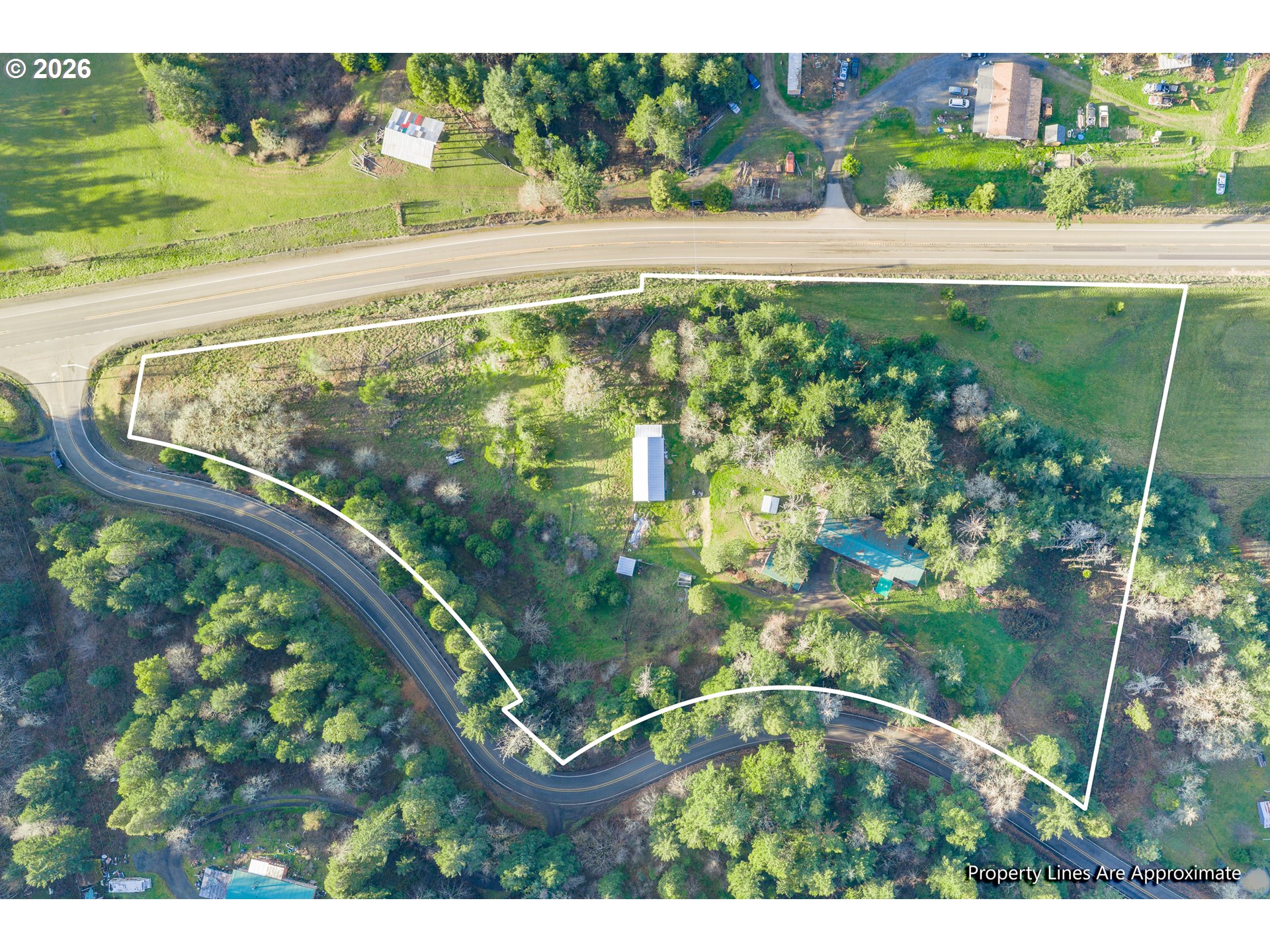 2409 Ireland Road Winston, OR 97496 - Photo 5 of 39 a view of an outdoor space