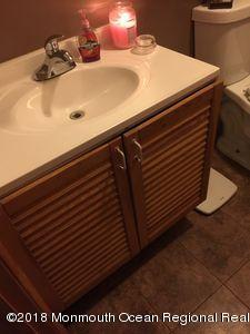 56 Division Street Keyport, NJ 07735 - Photo 5 of 11 VANITY