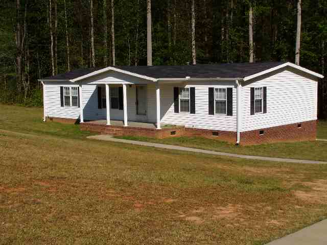 102 Richardson Road Simpsonville, SC 29680 - Photo 2 of 4