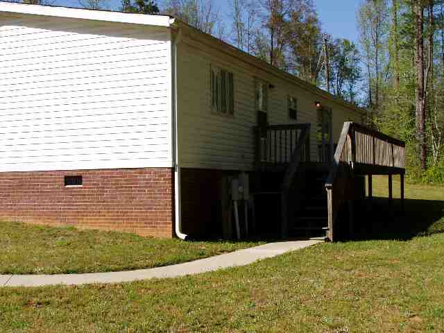 102 Richardson Road Simpsonville, SC 29680 - Photo 3 of 4