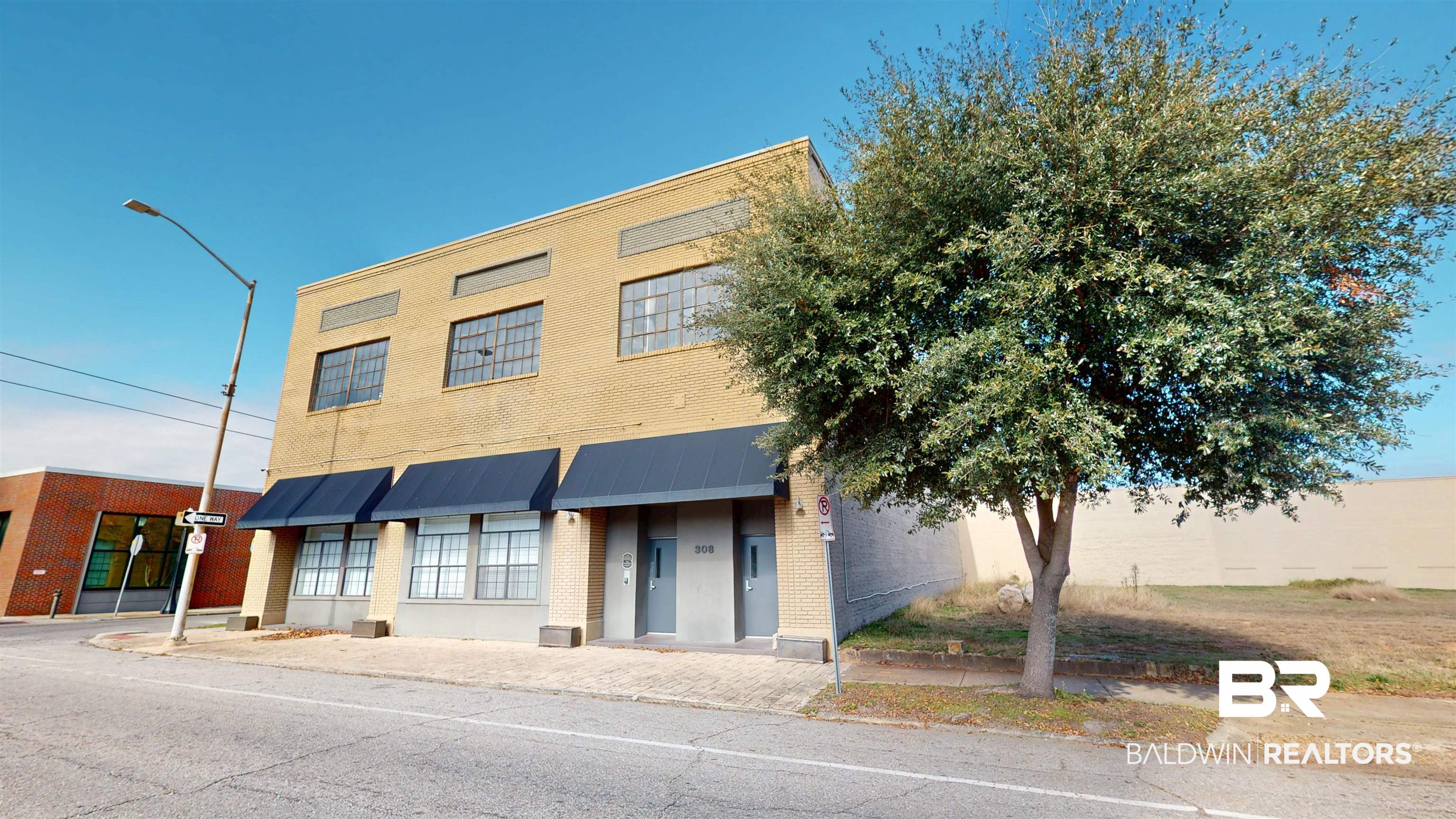 308 St Louis Street, Unit 101 Mobile, AL 36602 - Photo 1 of 30 View of building exterior