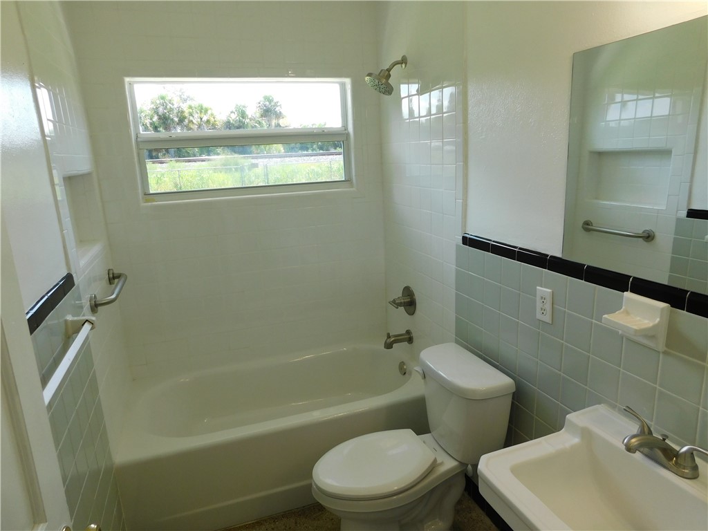 9896 Pine Street Sebastian, FL 32976 - Photo 4 of 14