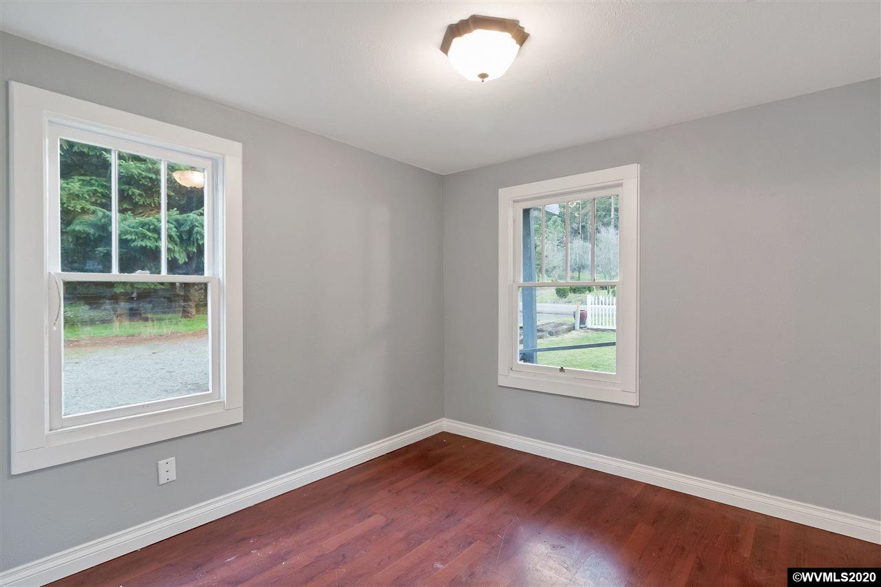 6691 Macleay Road Southeast Salem, OR 97317 - Photo 18 of 38 Gallery Image 18