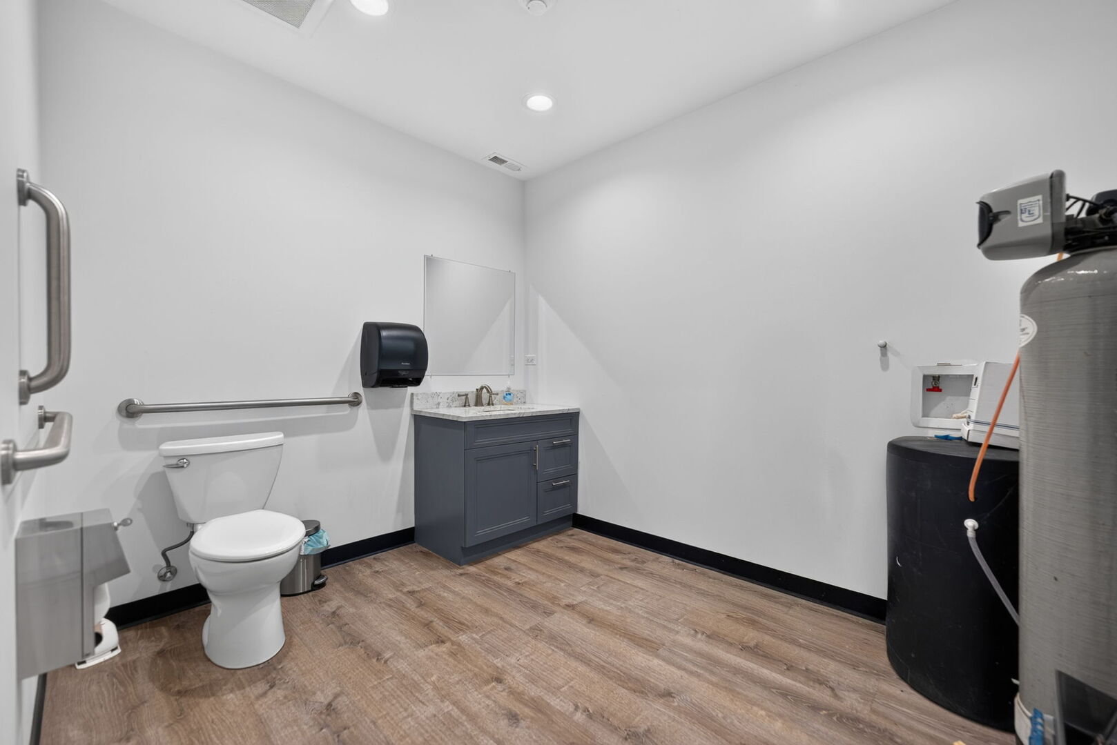 2302 Highway 12 Spring Grove, IL 60081 - Photo 28 of 40 Gallery Image 28