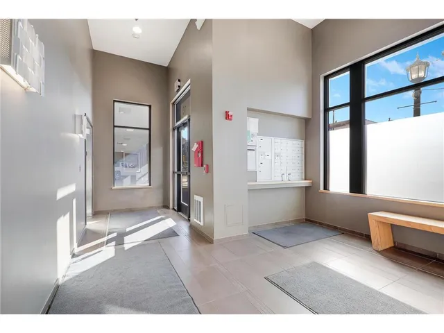 $174,400 | 10 East 26th Street, Unit 202, Minneapolis, MN 55404