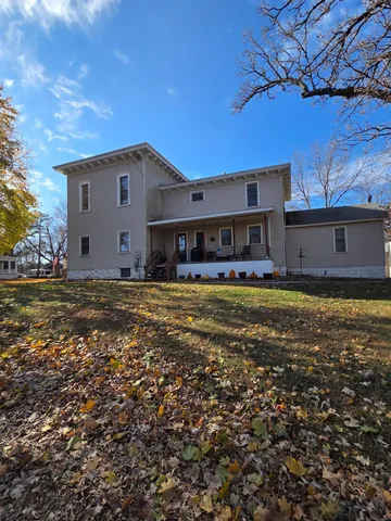 $275,000 | 621 East Elm Avenue, Waseca, MN 56093