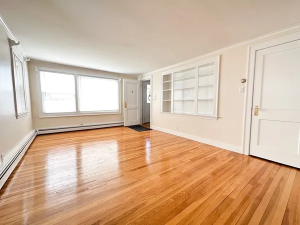 $2,100 | 75 Dorchester Street, Unit 1R, Quincy, MA 02171