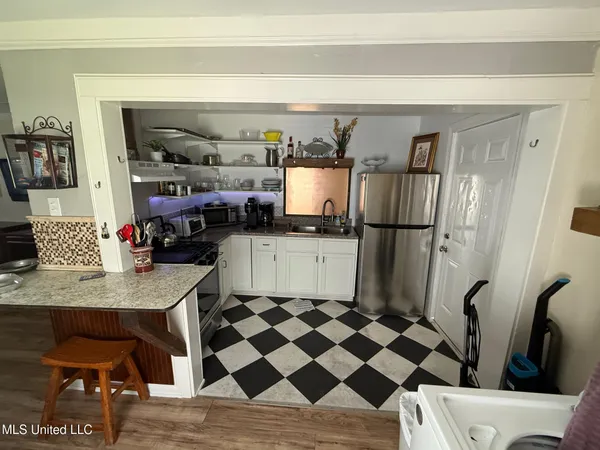 $169,900 | 168 Orchid Street, Biloxi, MS 39531
