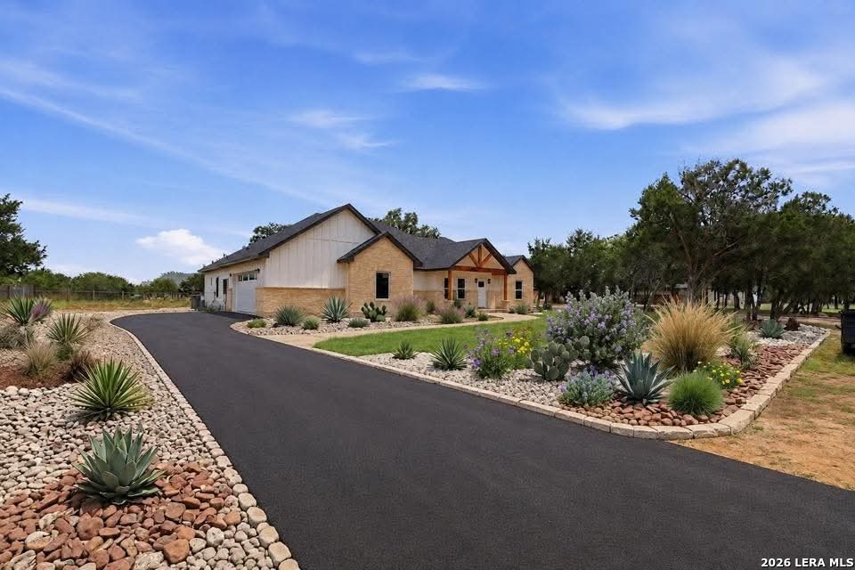 315 Old Camp Road Bandera, TX 78003 - Photo 2 of 23