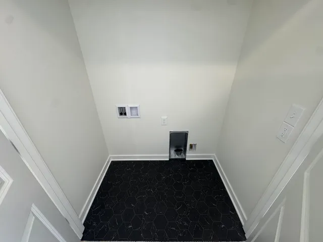 $397,000 | 1987 South Shorewood Lane, Holland, MI 49423