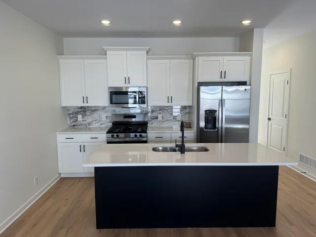 $397,000 | 1987 South Shorewood Lane, Holland, MI 49423