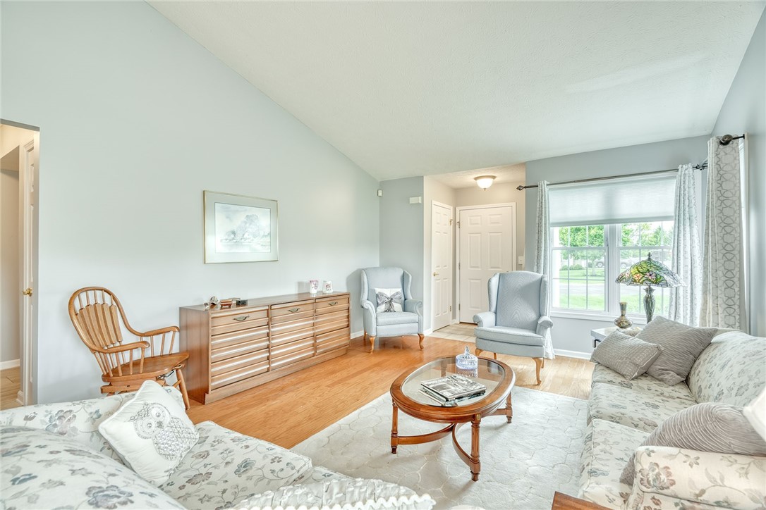 95 Eagle Pine Way Rochester, NY 14623 - Photo 10 of 38
