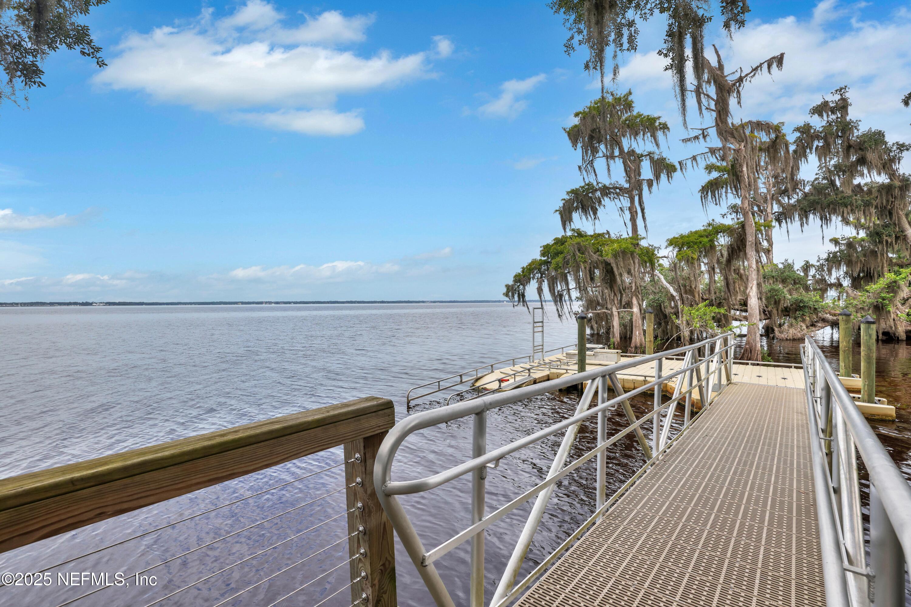 30 Cloverbrook Road St. Johns, FL 32259 - Photo 36 of 69 Kayak Launch