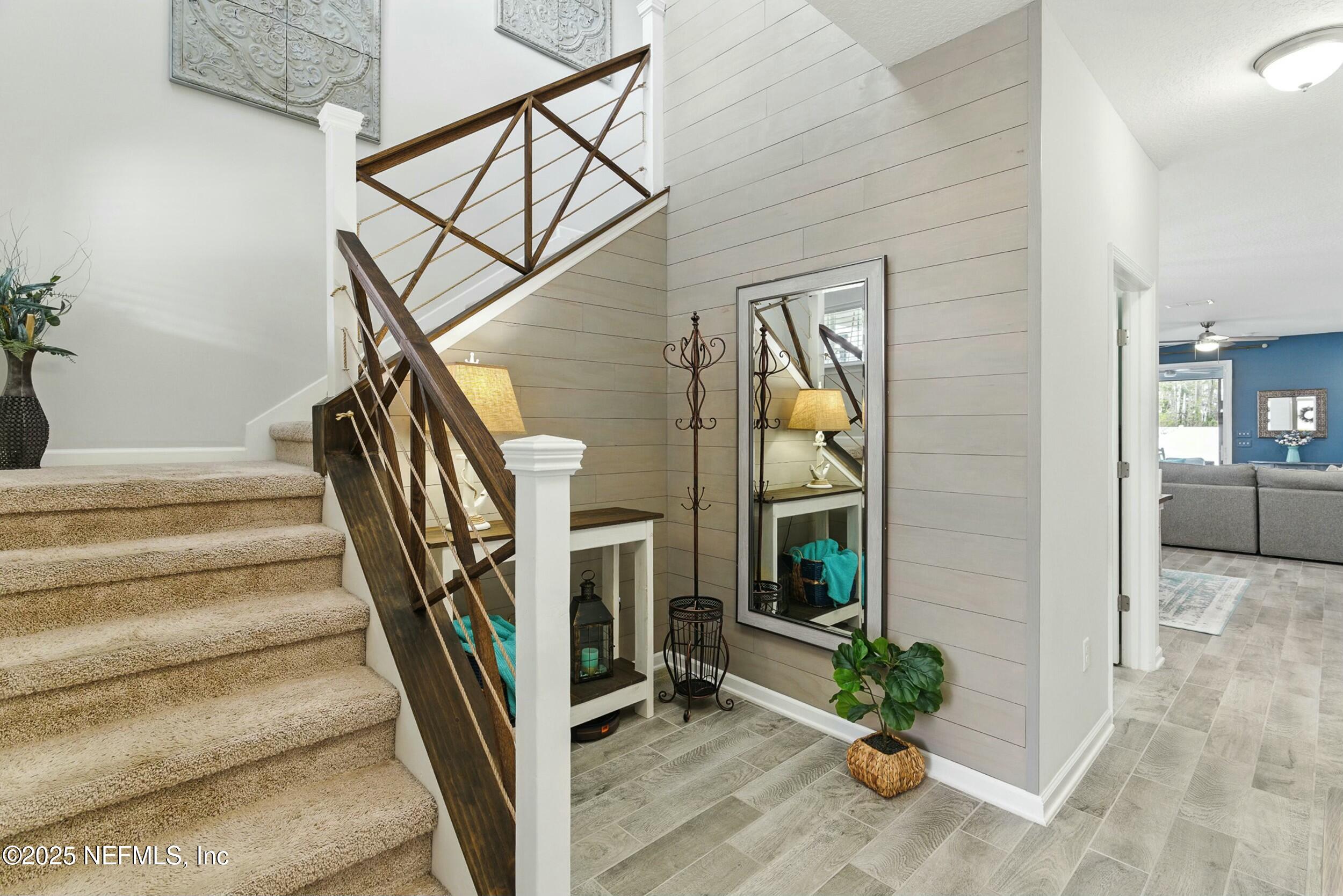 30 Cloverbrook Road St. Johns, FL 32259 - Photo 5 of 69 Foyer