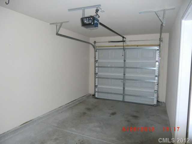 2818 Avalon Loop Road, Unit 107 Charlotte, NC 28269 - Photo 9 of 12 Gallery Image 9