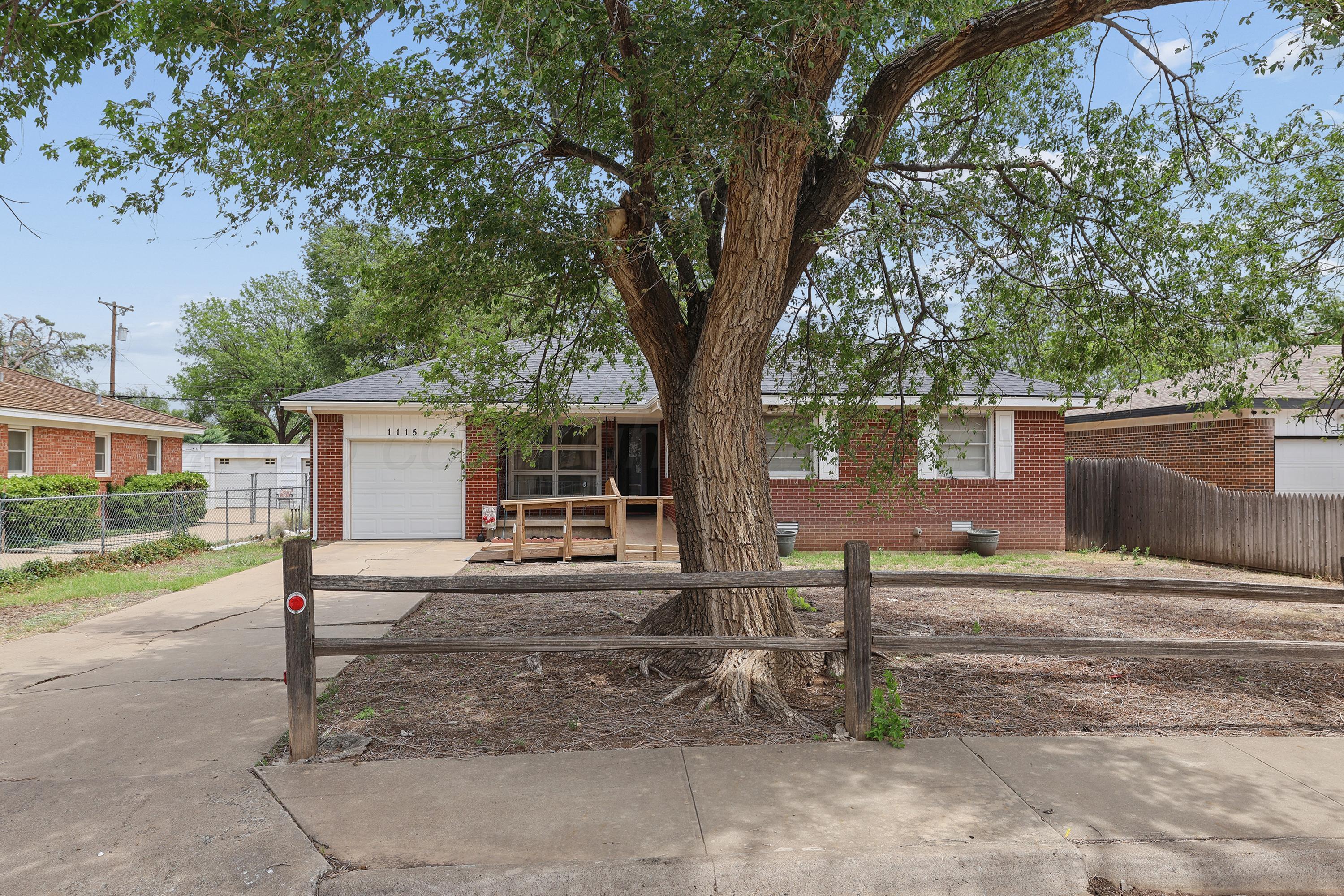 1115 Smiley Street Amarillo, TX 79106 - Photo 1 of 21 1-Front