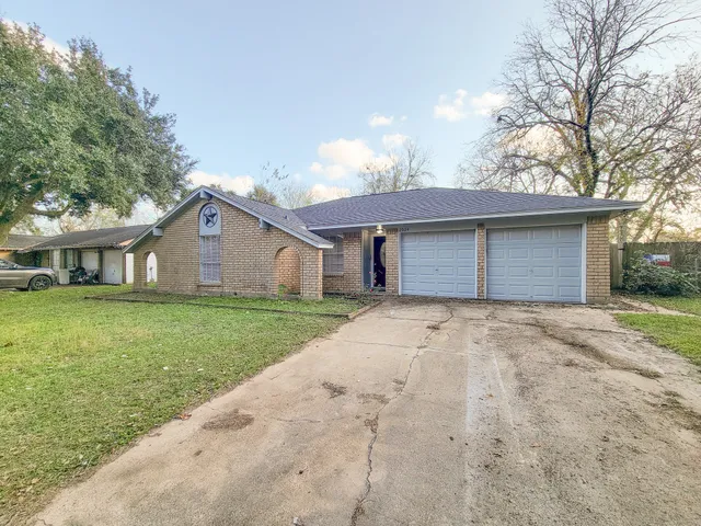 $1,680 | 2024 Stonesthrow Drive, Bay City, TX 77414