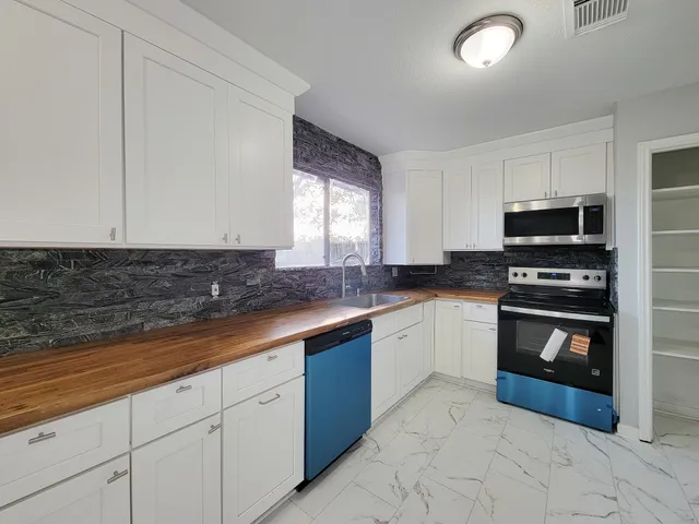 $1,680 | 2024 Stonesthrow Drive, Bay City, TX 77414